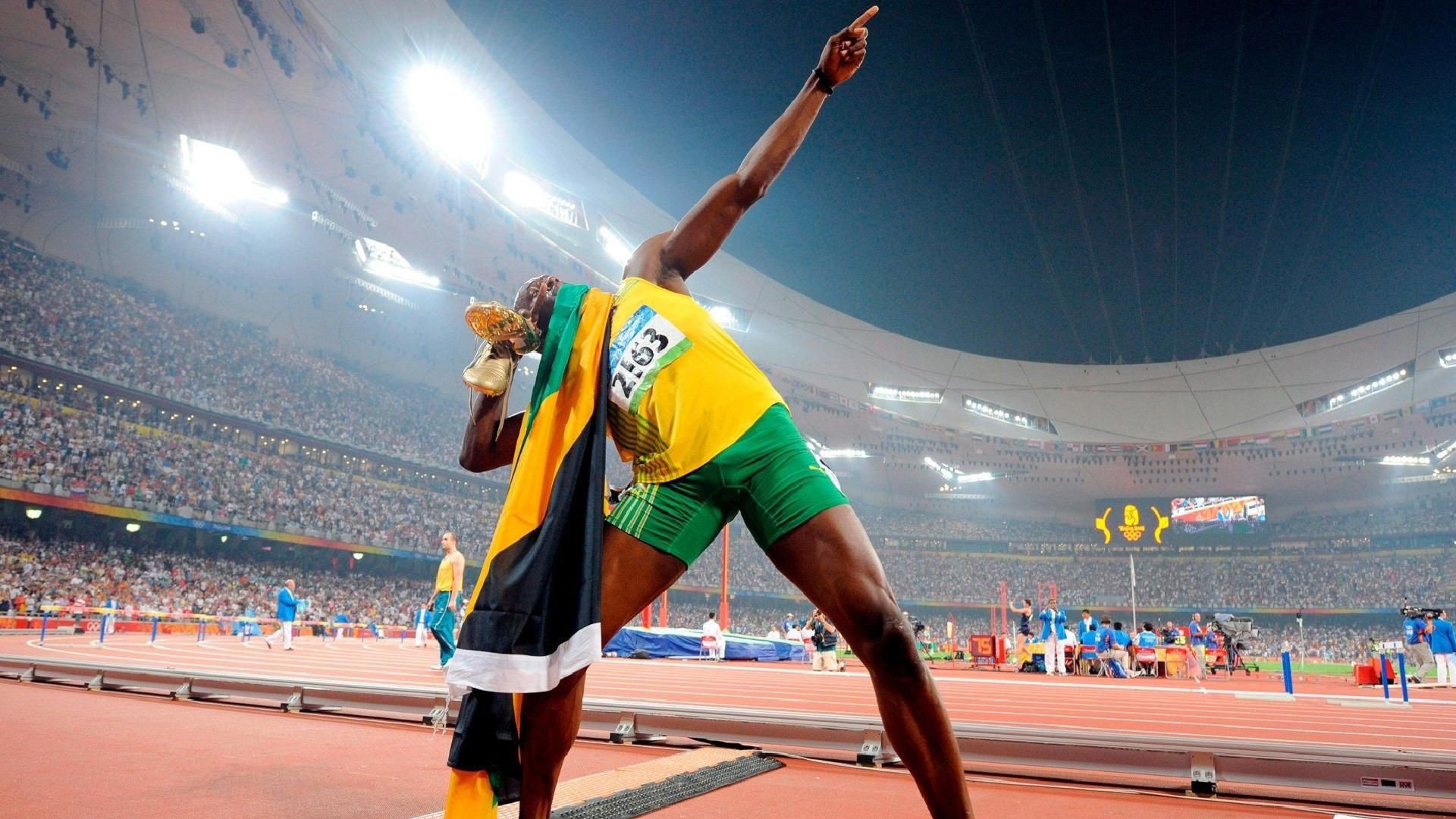 中国足球裁判裁决准确率提升,行业标准不断完善,足球裁判权威