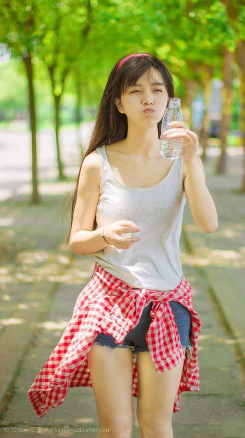 乐鱼app-摩纳哥阵容调整屡屡不果，主帅沙乌斯承压，摩纳哥最佳阵容