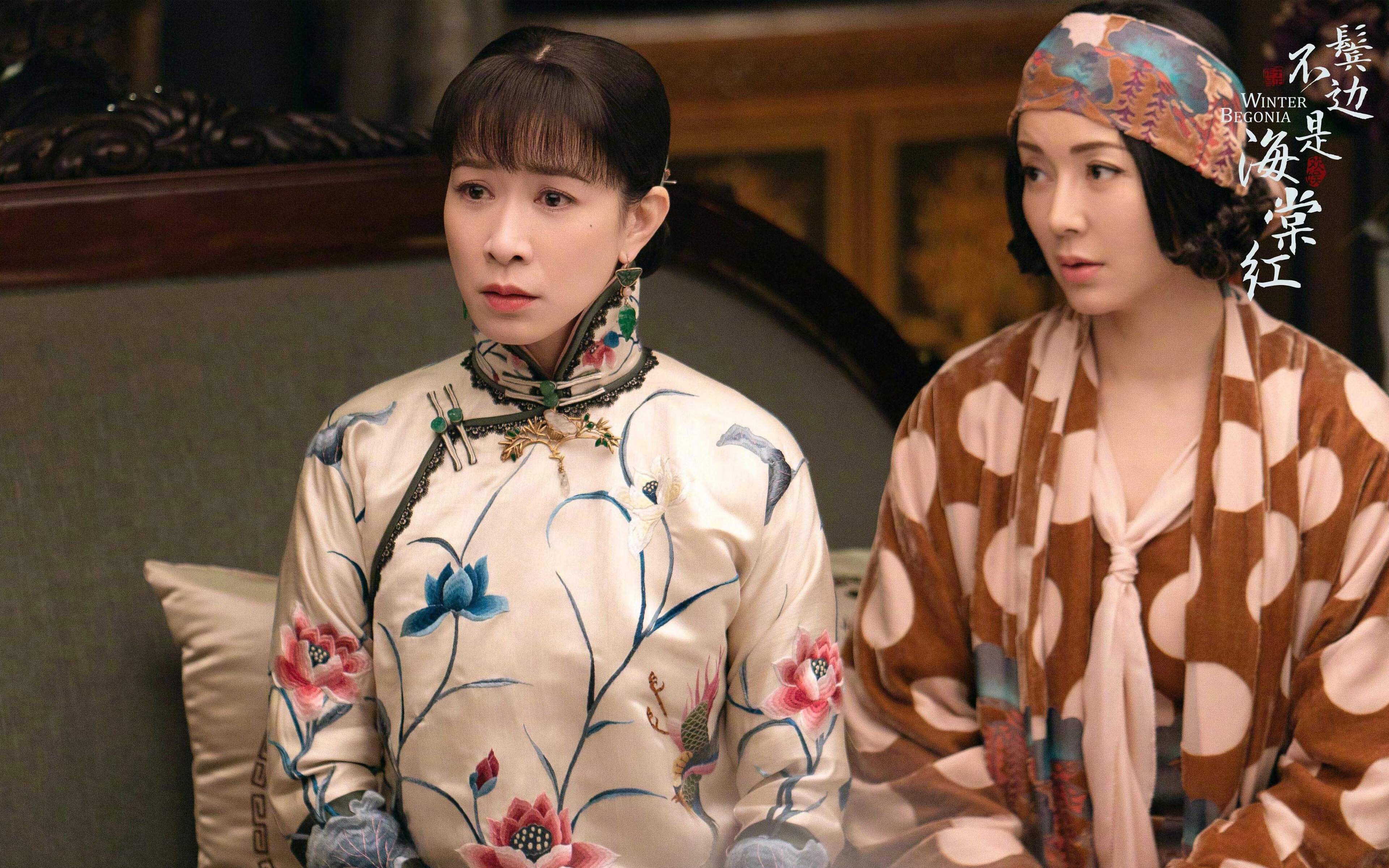 中国女子摔跤队世界大赛勇摘双银,中国女子摔跤表演赛