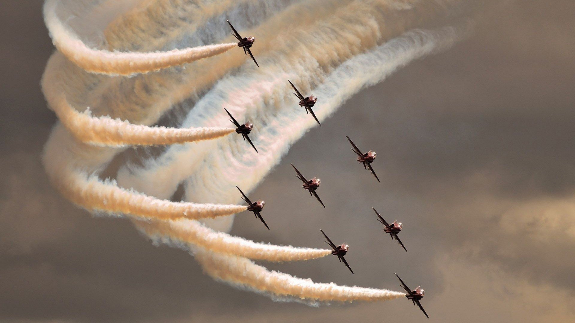 乐鱼电竞在线平台-克洛普战术革新，带领利物浦追求更高荣誉